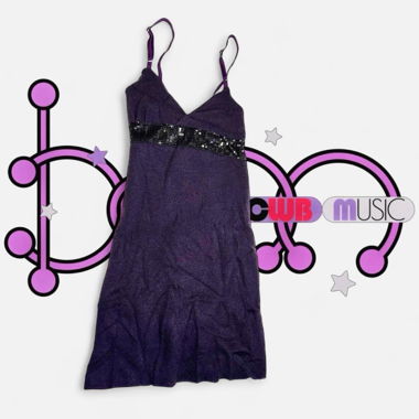 Robe nuisette violette à sequins