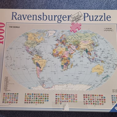 Puzzle du Monde Ravensburger 1000 pièces