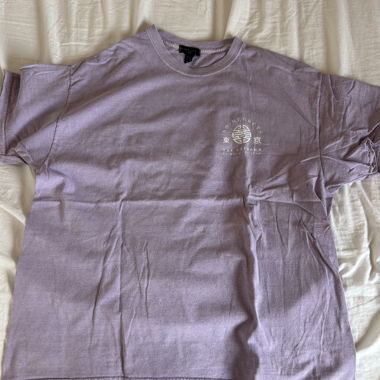 T-shirt with lilac print