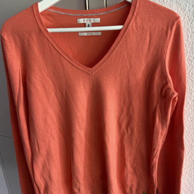 Leichter Pullover
