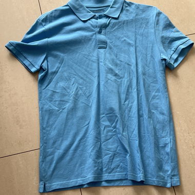 Blaues Herren-Poloshirt