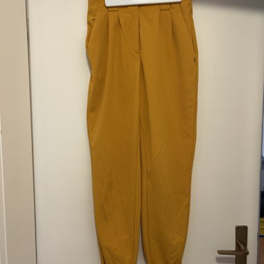 Senfgelbe Wide-Leg-Hose