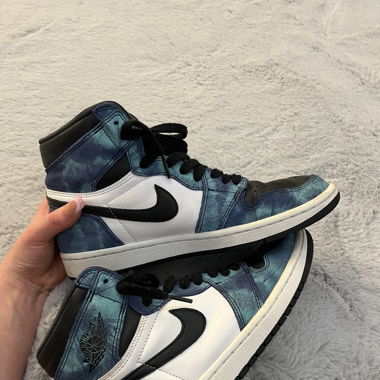 Jordan 1 Retro High Tie Dye
