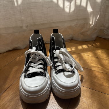 Sports shoes - Alan Vincent (Shein)