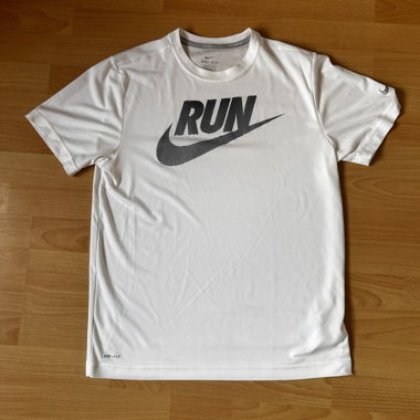 Weisses Sport Nike Shirt Grösse M 