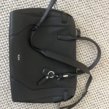 Sac de travail en cuir noir TUMI