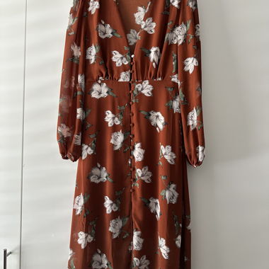 Leichtes Midikleid 