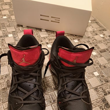 NIKE Air Jordan 37 Low, chaussure de basketball 