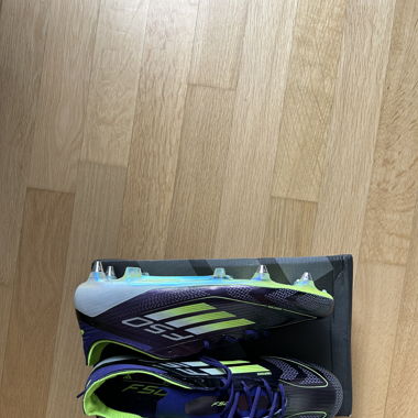 Adidas F50 taille 43.5 