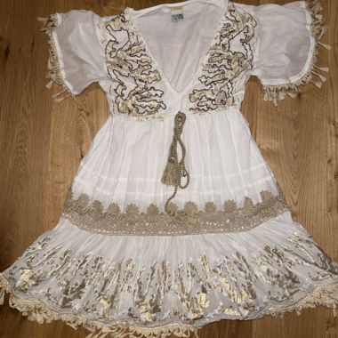Weisses Boho-Kleid