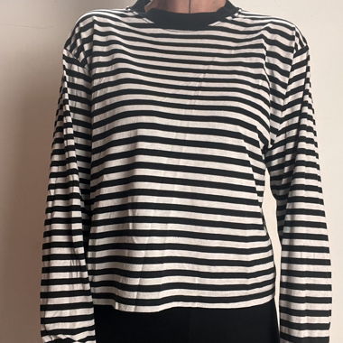 Gestreifter Pullover