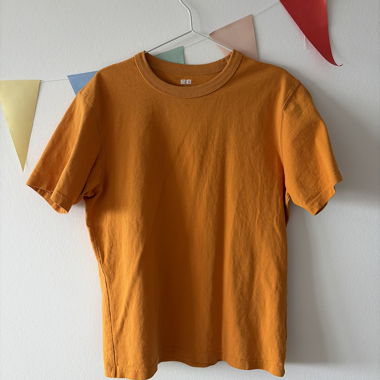 T-shirt arancione Uniqlo U