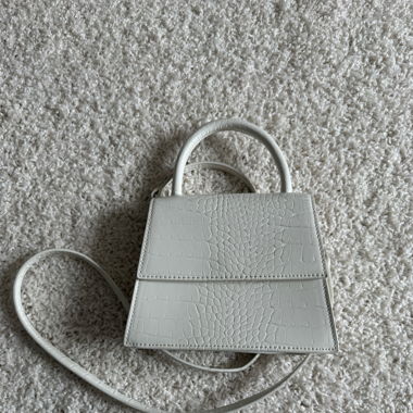 Weisse kleine Handtasche
