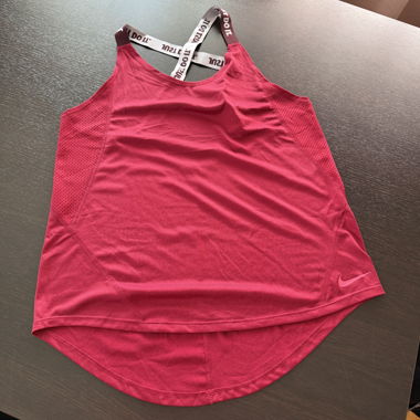 Nike Sport-Top rot