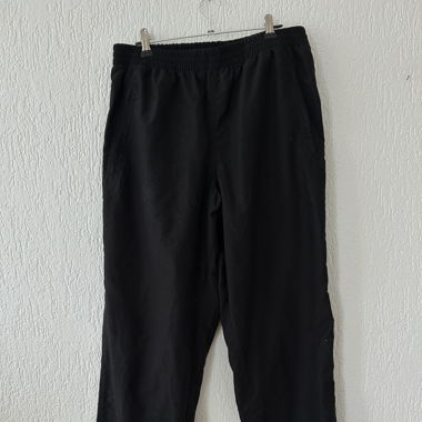 Trackpants