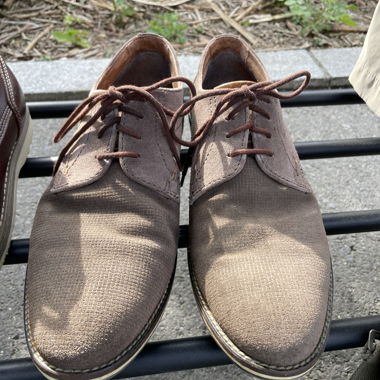 Braune Schnürschuhe