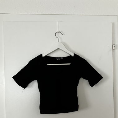 T-Shirt mit längeren Ärmeln