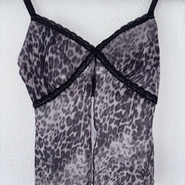 Y2K Leo Cami – Lace Leopard Top