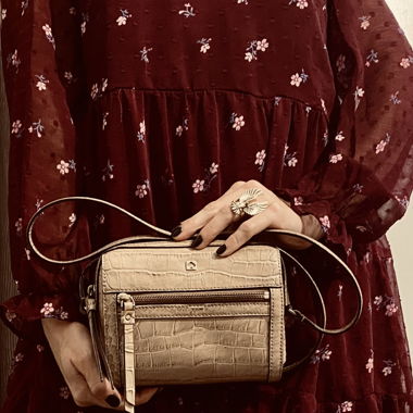 The perfect nude cassette bag