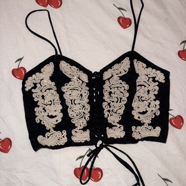 Chic Black Lace-Up Crop Top