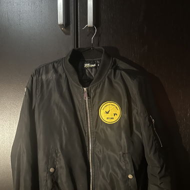 Schwarze Jacke
