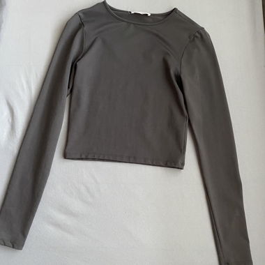 Grey crop top