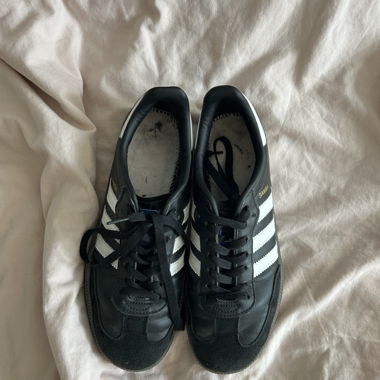 Black adidas samba 