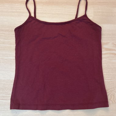 Rotes Tanktop