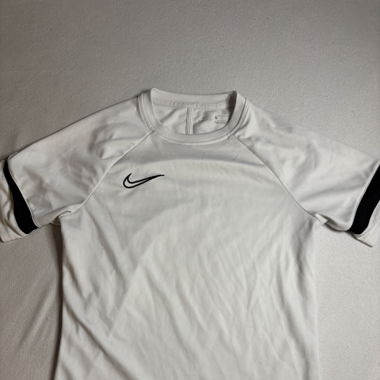 Nike tshirt