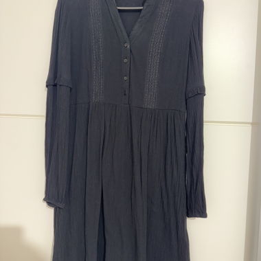 Black long-sleeve dress