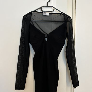 Abito nero Bershka