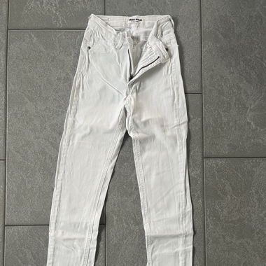 White Jeans