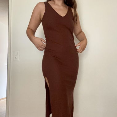 Brown Sleveless Dress
