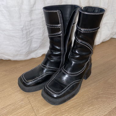Stivaletti con plateau Miista Malene