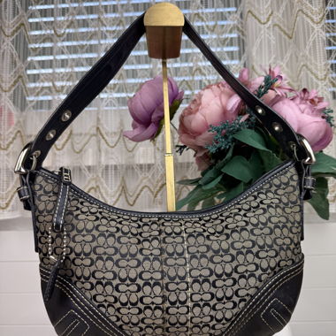 100% Original Coach Soho Hobo Small Size Tasche