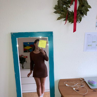 Brown dress