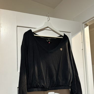 Pulli Oceans Apart