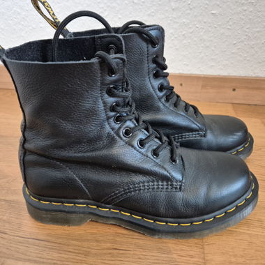 Dr. Martens