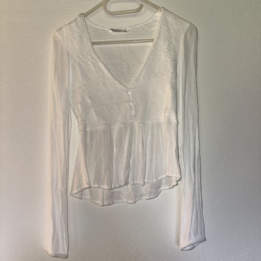 Weisse Langarm-Bluse