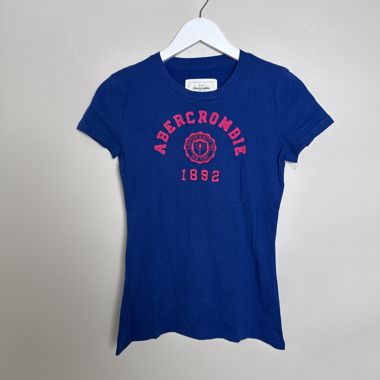 T-shirt bleu Abercrombie