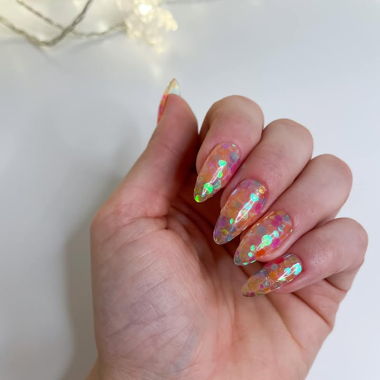  Press on nails