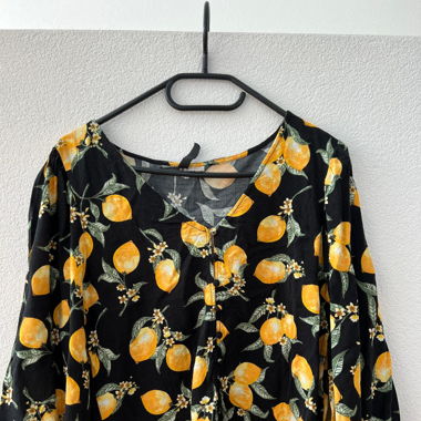 Bluse mit Zitronendesign