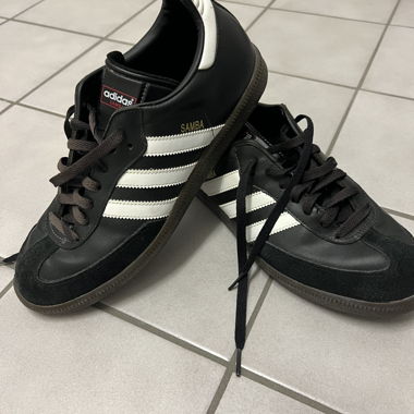 ADIDAS Samba (42.5)
