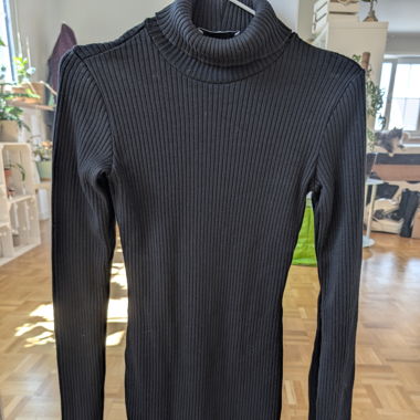Bershka schwarzes Strickkleid Grösse XS 