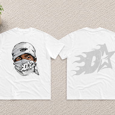 T-shirt blanc imprimé visage bandana