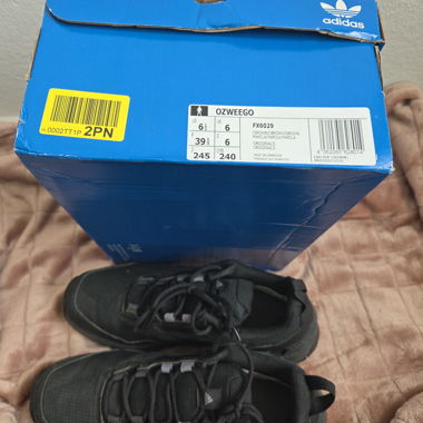 Adidas Ozweego Schuhe