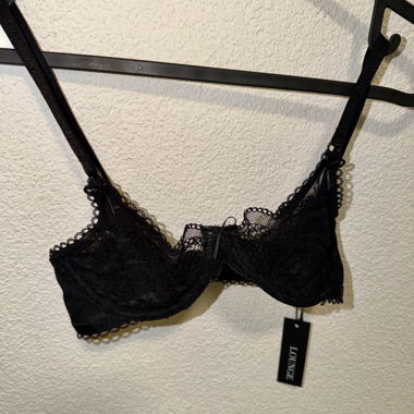 LOUNGE black lace bra 60B