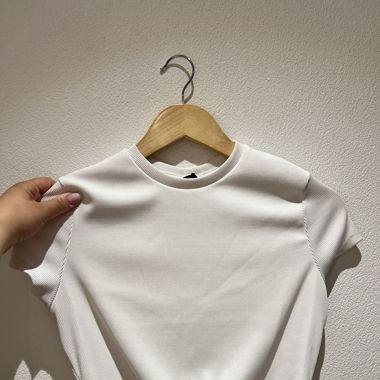 Bershka Crop Top mit Kettendetails