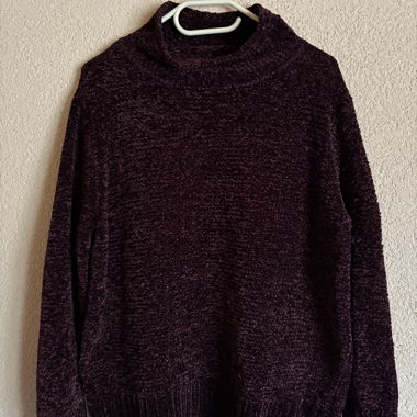 Bordeaux-Pullover