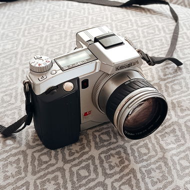 Minolta Dimage 7